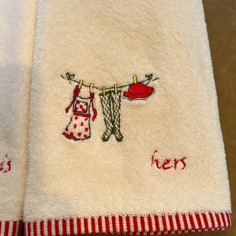 His and Hers White Hand Towels with Christmas Themed Embroidery New without tags - Picture 4 of 8